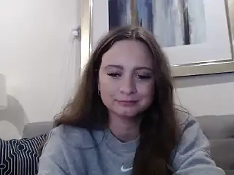 Sophie Raegan online show from 02-14-25, 11:10