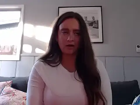 Sophie Raegan online show from 03-07-25, 02:56