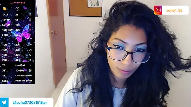 Snapshot of sofia_rosse4 chatting on 06-13-26, 01:58 sofia rosse4 online show from 06-13-26, 01:58