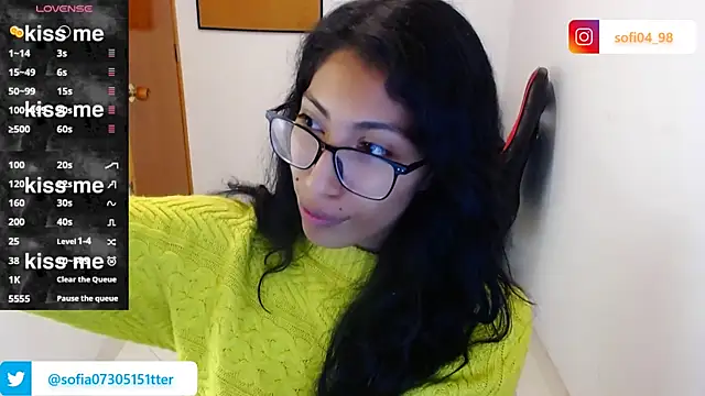 Snapshot of sofia_rosse4 chatting on 06-27-26, 02:27 sofia rosse4 online show from 06-27-26, 02:27