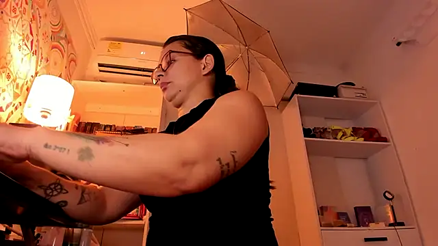 Amarantha 666 online show from 02-12-26, 11:11