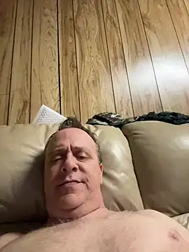 Snapshot of johnrockme chatting on 02-28-25, 11:01 johnrockme online show from 02-28-25, 11:01