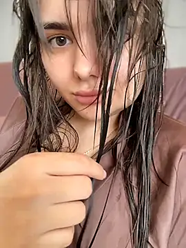 Snapshot of NikaMur chatting on 06-24-26, 03:27 NikaMur online show from 06-24-26, 03:27