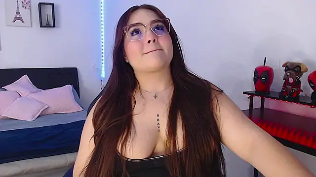 KimGeorgia  online show from 12-13-24, 12:42