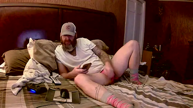 Snapshot of Cummerforyouu2 chatting on 01-07-26, 01:57 Cummerforyouu2 online show from 01-07-26, 01:57