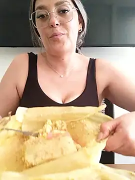 Snapshot of Daniela77771 chatting on 01-09-26, 04:43 Daniela77771 online show from 01-09-26, 04:43