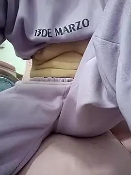 SweetGirl2k2 online show from 01-02-25, 11:27