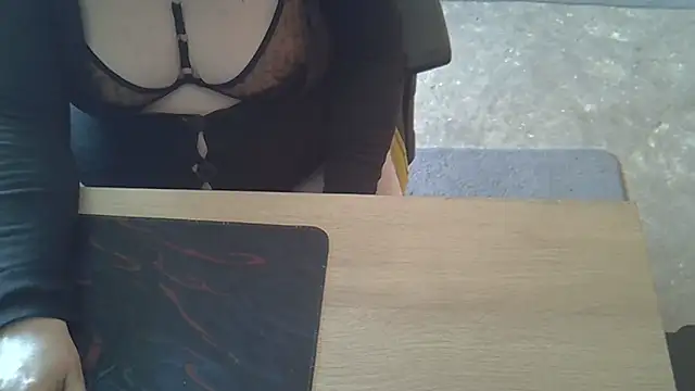 Silvia2277 online show from 02-14-26, 09:17