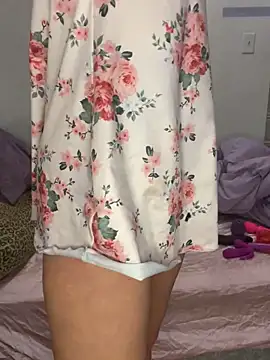 Snapshot of OriginalBarbieEst92 chatting on 12-11-24, 04:53 OriginalBarbieEst92 online show from 12-11-24, 04:53