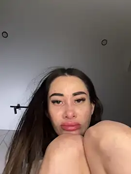 Yunasi online show from 03-03-25, 02:04