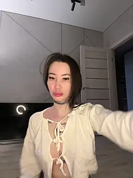 Yunasi online show from 03-06-25, 11:47