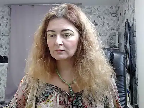 Helen1974 online show from 12-04-24, 08:51