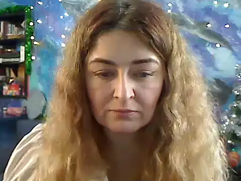 Helen1974 online show from 12-23-24, 06:16