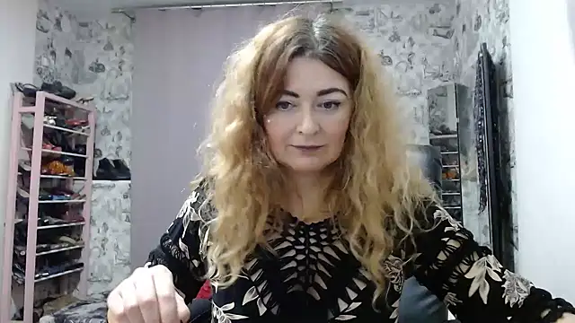 Helen1974 online show from 01-09-25, 11:02