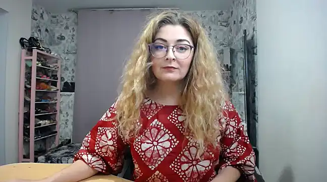 Helen1974 online show from 02-12-25, 01:09