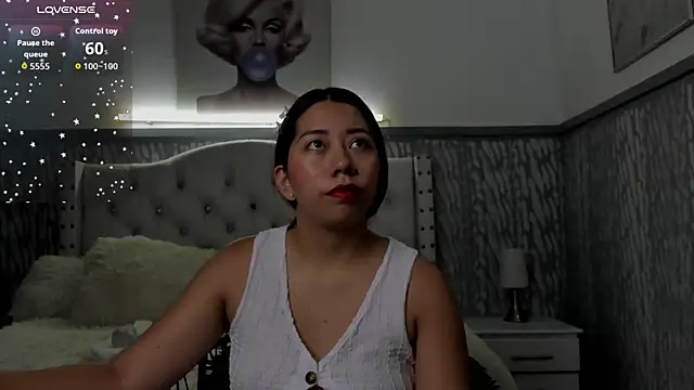 sexylaurita online show from 03-27-26, 11:21