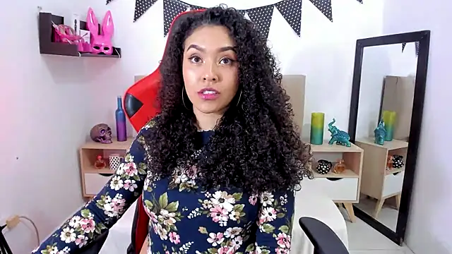 Zoe Gruber online show from 12-19-24, 11:14