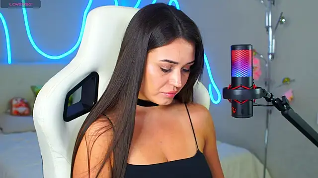 Snapshot of Adel_chocolate_ chatting on 09-16-25, 07:53 Adel chocolate online show from 09-16-25, 07:53