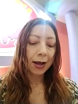 Snapshot of malusexy33 chatting on 10-06-25, 07:11 malusexy33 online show from 10-06-25, 07:11