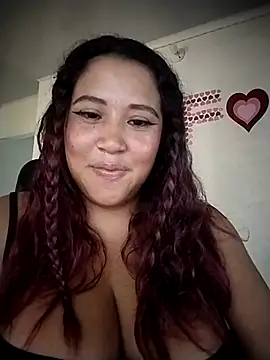 I am yours- online show from 04-24-26, 07:27