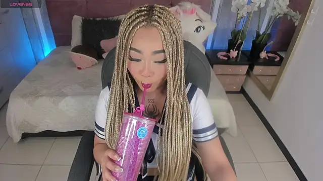 conny  curly online show from 10-30-25, 02:18