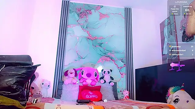  ChanellR  online show from 09-23-25, 11:08