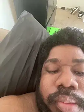 bighugebbc12 online show from 04-18-26, 02:32