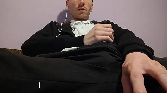 Snapshot of _Hocthus_ chatting on 03-09-25, 06:50 Hocthus online show from 03-09-25, 06:50