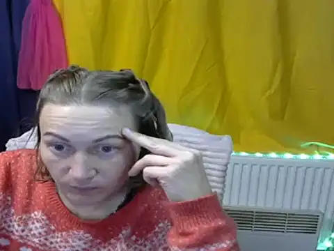 wLESLYMOSw online show from 12-04-24, 06:17