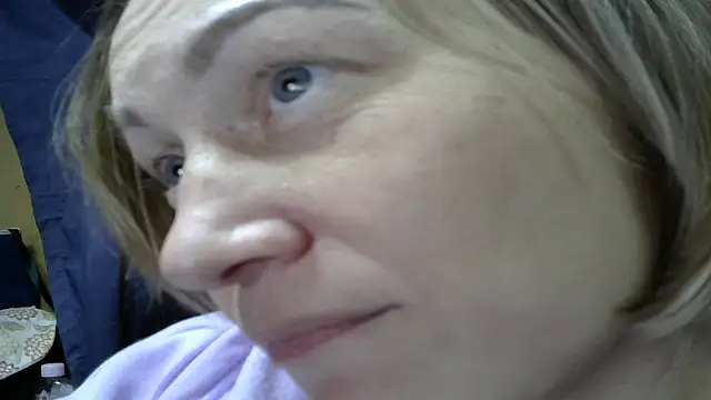 wLESLYMOSw online show from 12-22-24, 09:53