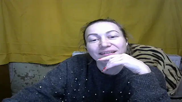 wLESLYMOSw online show from 02-07-25, 03:08