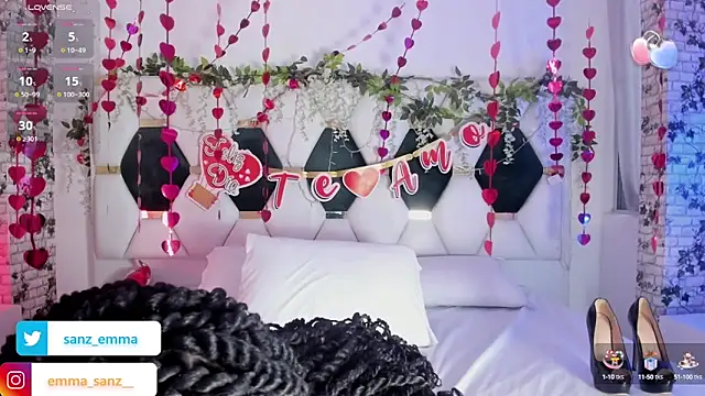 Snapshot of EmmaSanzz_ chatting on 02-13-25, 11:28 EmmaSanzz online show from 02-13-25, 11:28