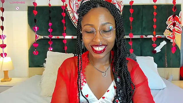 Snapshot of EmmaSanzz_ chatting on 02-15-25, 11:36 EmmaSanzz online show from 02-15-25, 11:36