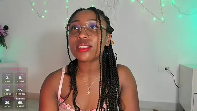 Snapshot of EmmaSanzz_ chatting on 03-13-25, 05:28 EmmaSanzz online show from 03-13-25, 05:28