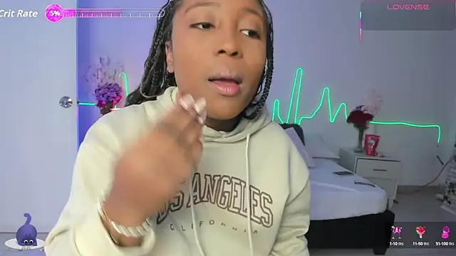 Snapshot of EmmaSanzz_ chatting on 09-12-25, 11:32 EmmaSanzz online show from 09-12-25, 11:32