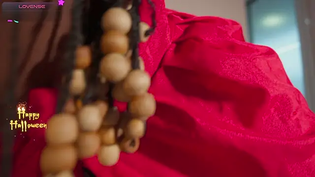 Snapshot of EmmaSanzz_ chatting on 10-23-25, 11:31 EmmaSanzz online show from 10-23-25, 11:31