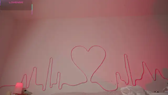 Snapshot of EmmaSanzz_ chatting on 11-21-25, 11:09 EmmaSanzz online show from 11-21-25, 11:09