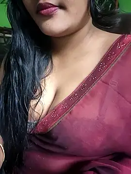 Snapshot of Kotha_-Moni chatting on 05-16-26, 12:07 Kotha -Moni online show from 05-16-26, 12:07