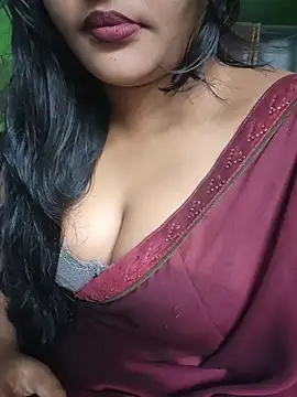Snapshot of Kotha_-Moni chatting on 05-19-26, 01:56 Kotha -Moni online show from 05-19-26, 01:56