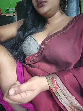 Snapshot of Kotha_-Moni chatting on 05-20-26, 02:29 Kotha -Moni online show from 05-20-26, 02:29