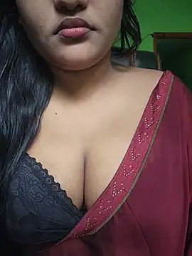 Snapshot of Kotha_-Moni chatting on 06-17-26, 02:03 Kotha -Moni online show from 06-17-26, 02:03