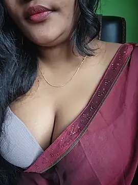 Snapshot of Kotha_-Moni chatting on 07-16-26, 03:34 Kotha -Moni online show from 07-16-26, 03:34
