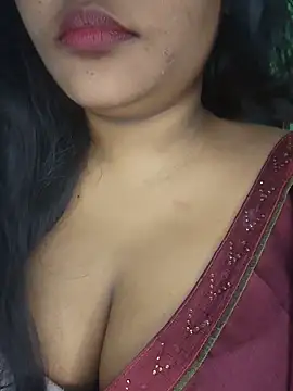 Snapshot of Kotha_-Moni chatting on 07-26-26, 02:13 Kotha -Moni online show from 07-26-26, 02:13