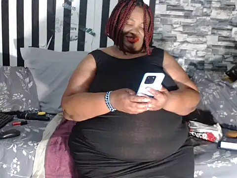 BigHotMatureXx online show from 01-17-26, 11:41