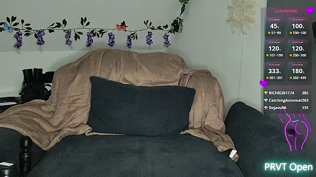 Sunshine-Darkness online show from 10-24-25, 04:36