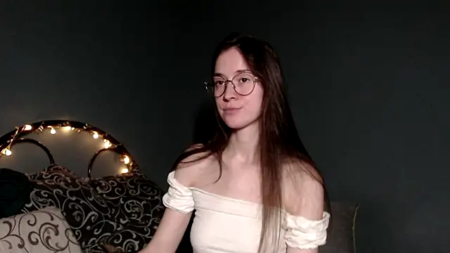 wow  kelly online show from 10-25-25, 03:40