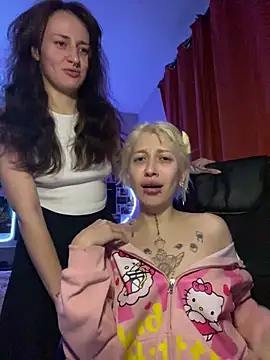 Dooubletroublee online show from 11-29-25, 12:02