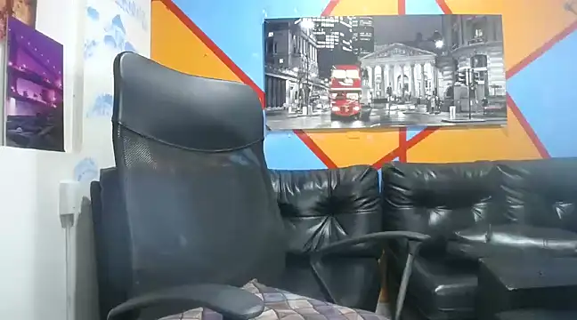 Heidy Sumers online show from 12-17-24, 08:32