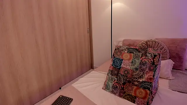 Lady lacey05 online show from 11-12-25, 05:46