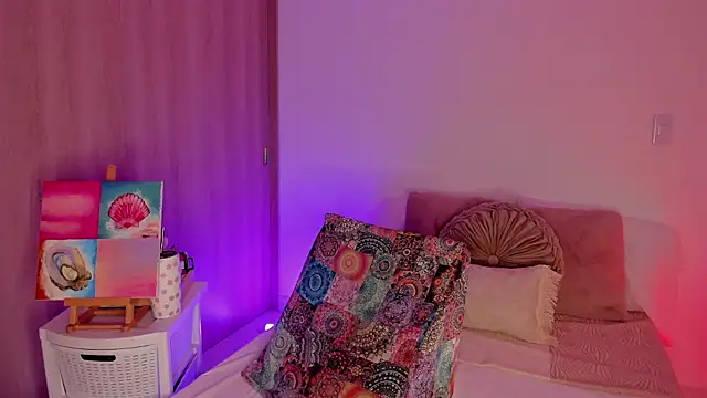 Snapshot of Lady_lacey05 chatting on 06-23-26, 11:03 Lady lacey05 online show from 06-23-26, 11:03